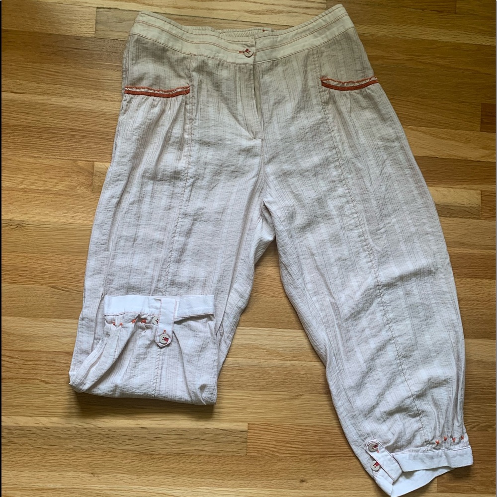 Lightweight button ankle pants